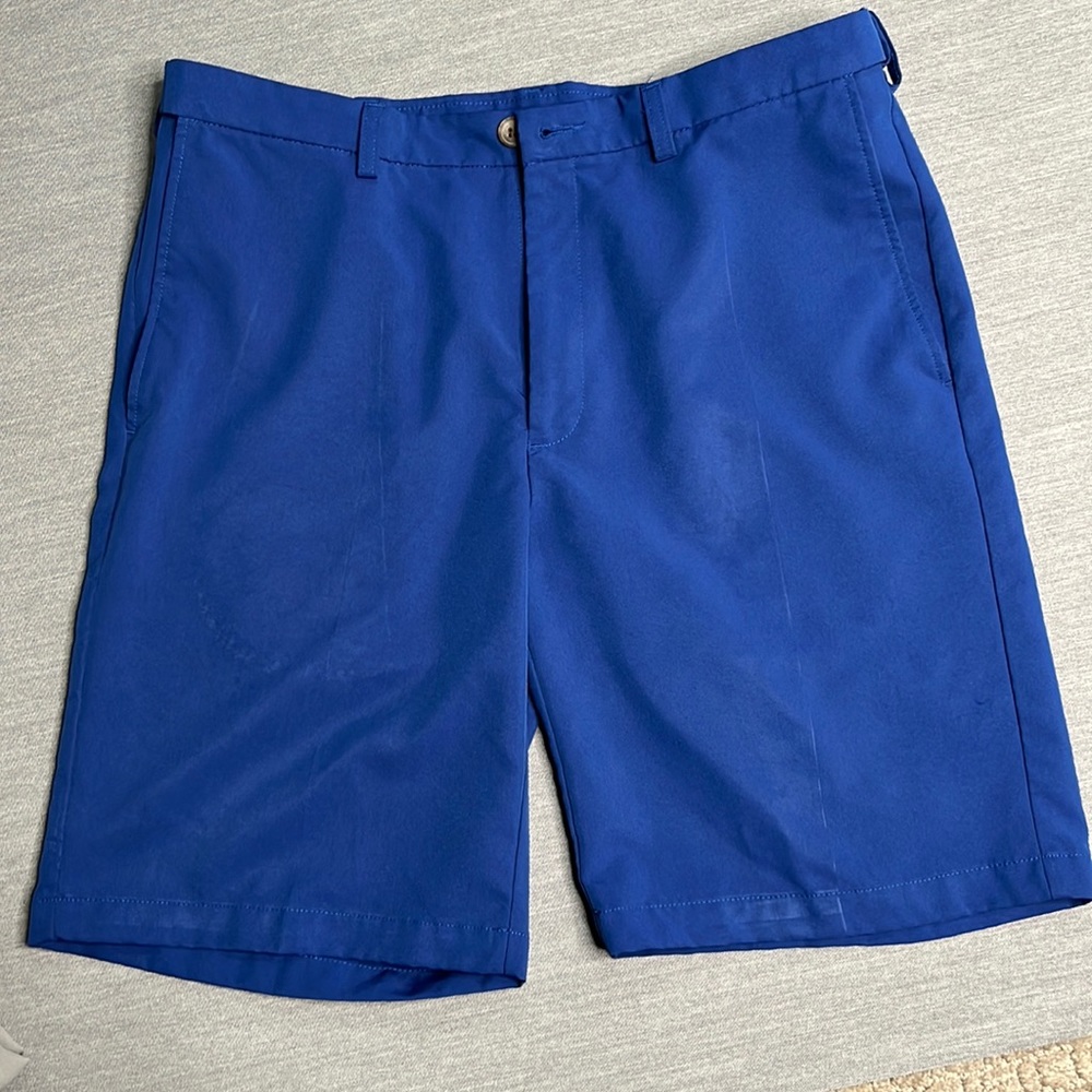 Men’s Hagar flat front flex fit dress shorts. Size 36. Royal blue